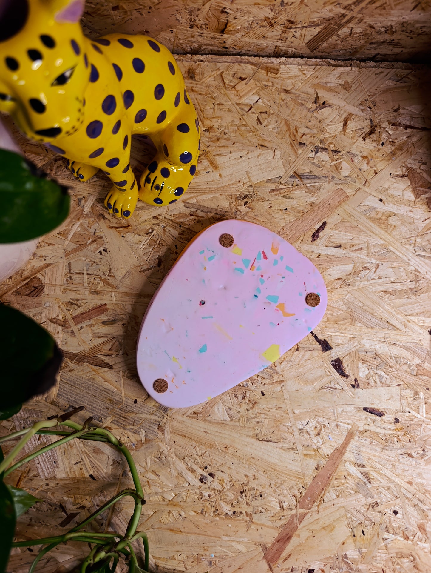 Kleines Gips-Tray "Bonbon Terrazzo" – Filigrane Schmuckablage (14cm)